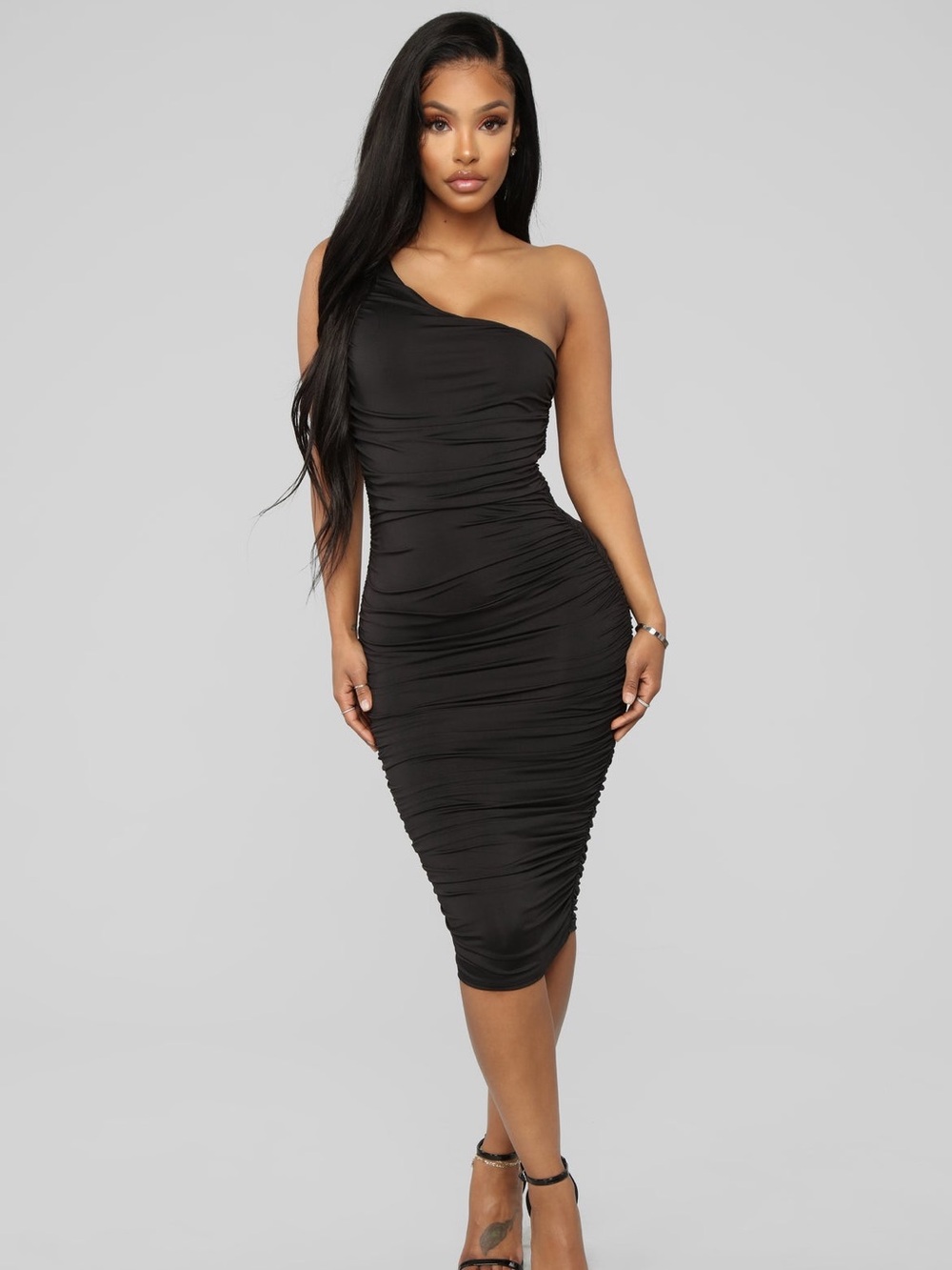 Fashion Nova One-Shoulder Ruched Midi Dress - Black